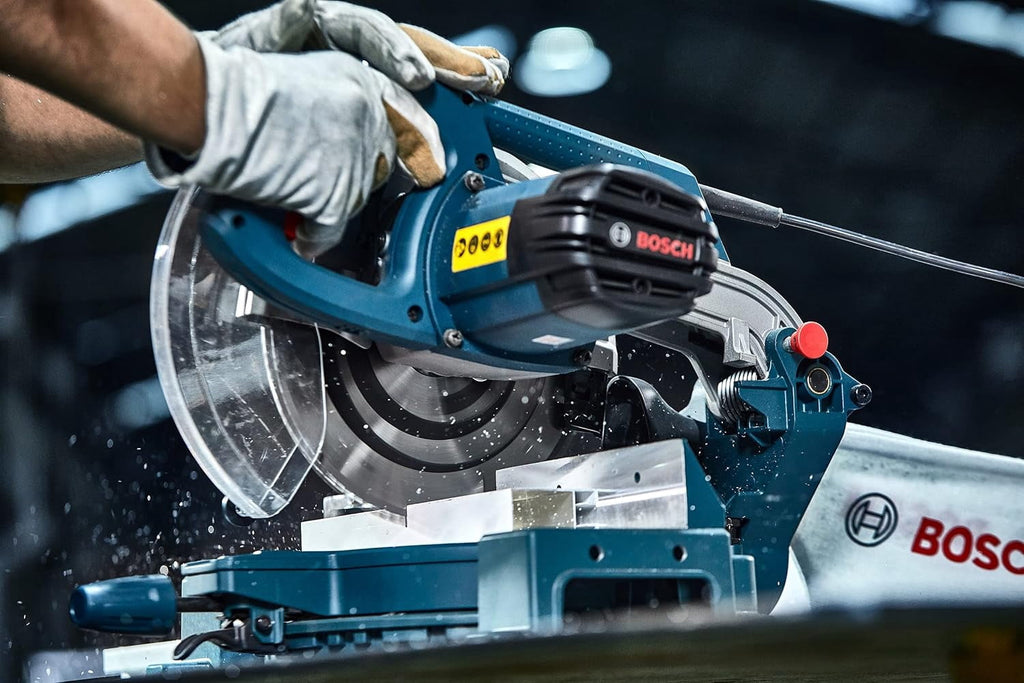 Bosch Professional Multi Material Circular Saw Blade (for Particle Board, Fibre Composites, Pla